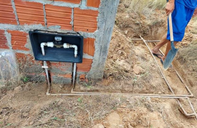Quatro pessoas são presas pela PM por furto de água da adutora de Poço do Marrua